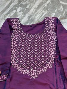 Elegant Purple Embroidered Kurta Set