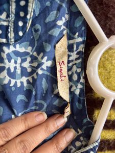 Siyahi Blue &amp; White Print Tunic