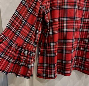 Off Shoulder Crop Top