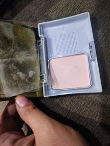 Pressed Powder Compact with Mirror