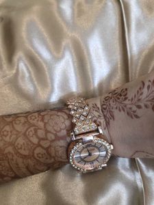⌚️⌚️Sparkling Rose Gold Watch⌚️⌚️
