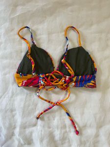 Vibrant Tropical Print Bikini Top