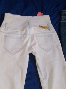 2 used Women's Jeans
