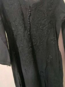 Elegant Black Embroidered Kurta