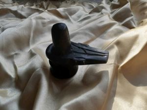 Combo Of Lord Shiva Marble Idol And Glass Pyramid
