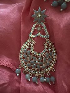earings with nethichutti