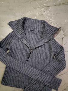 Crop Woolen Top