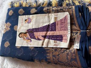 Elegant Navy Blue Banarasi Saree♥️