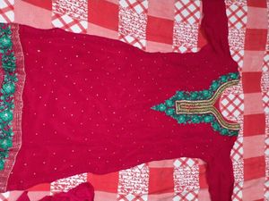 Elegant Red Kurta Set with Green Embroidery
