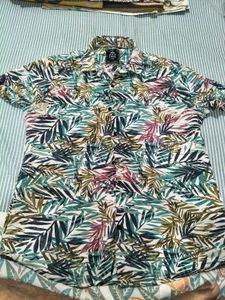 Tropical Print Short Sleeve Shirt