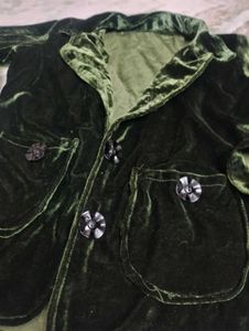 Green Velvet Jacket and muflor