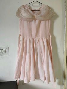 Chic Pink Dress with Bow Detail