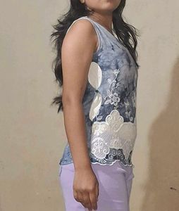 Blue Tie-Dye Sleeveless Kurta with Lace