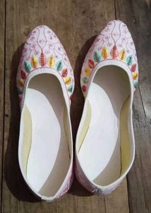 Offer 3 combo Embroidered Women's Juttis