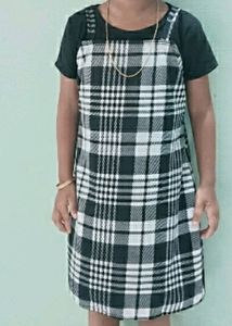 Mini Black Frock And Dress