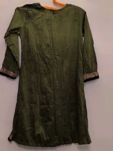 Extremely Elegant Olive Green Embellished Kurta