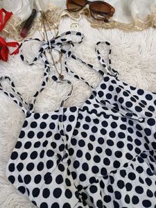 🖤🌼Chic Polka Dot Cami Top🌼🖤
