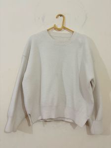 Chic White Crewneck Knit Sweater