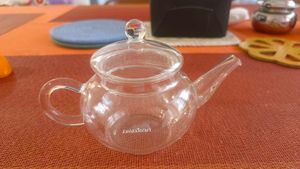 Clear Glass Teapot