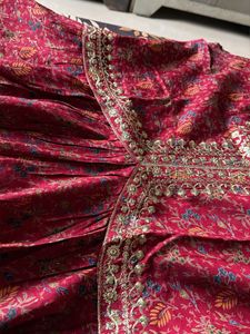 Elegant Red Floral Print Kurti