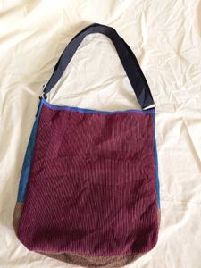 Unique Paisley Print Shoulder Bag