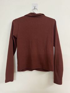 Collared Long Sleeve Cropped Top