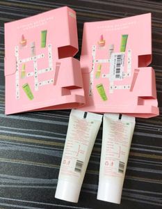 2 Hyphen Gentle Face Wash Travel Size