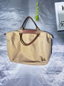 The Longchamp tote beg