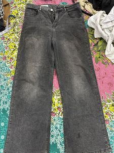 Women Straight pants
