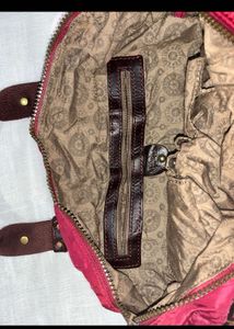 Authentic Kipling hand bag🎀