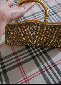 GOLDEN HAND BAG , PARTY WEAR BAG