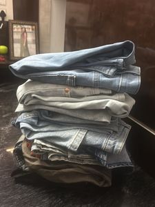 donation box-  Y2K jeans Size 32