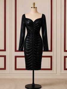 Black bodycon party dress