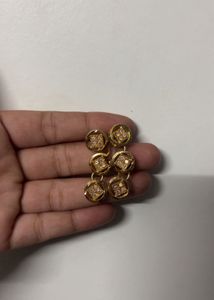 comb of 4 earrings
