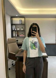 Cute Goofy Graphic Print T-Shirt Cropped
