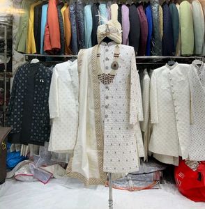 Men's Off-White Sherwani Set