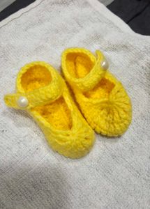 Adorable Yellow Baby Shoes