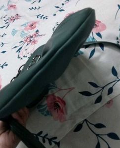 Stylish Green Shoulder Bag