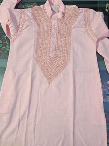 Elegant Pink Embroidered Kurta