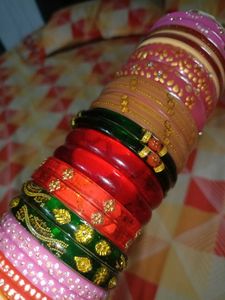 Beautiful Bangle Set for Women