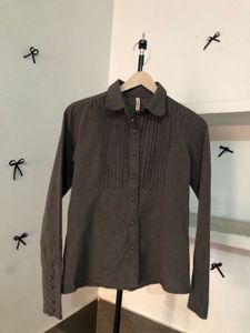 thrifted high-quality shirt ☁️🖤