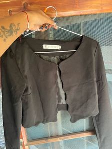 Black Cropped Blazer