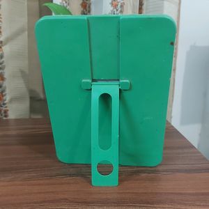 Clothes Clips, Hand Sewing Steel Needles And Mirror