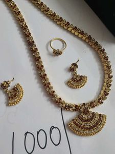 New Jeweled Necklace, Ring &amp; Earring Set