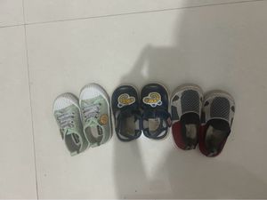 Selling Unused Green Shoes Of & Get 2 Pairs Free
