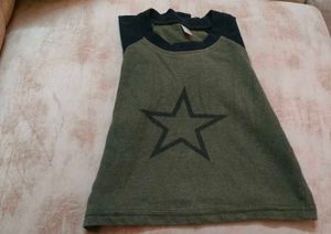 Olive Green Star Graphic T-Shirt