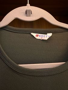 Long Sleeve Fitted Top