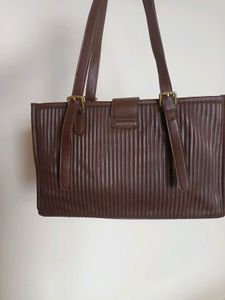 Chic Brown Shoulder Bag