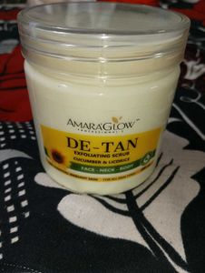 AmaraGlow De-Tan Exfoliating Scrub