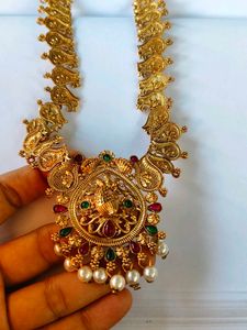 Stunning Gold Toned Peacock Necklace